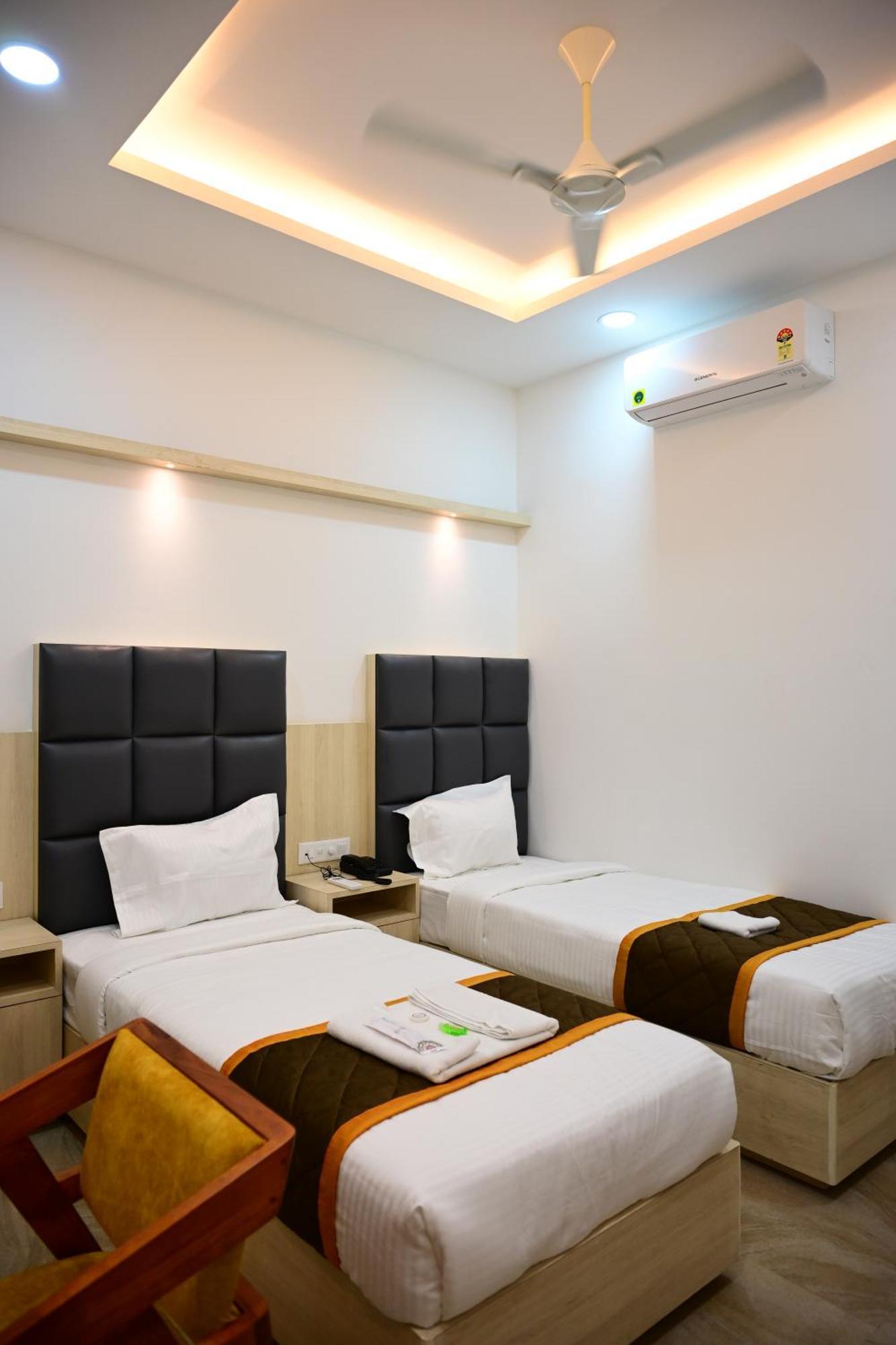 Unnati Stay Inn Vijayapura Bijāpur 외부 사진