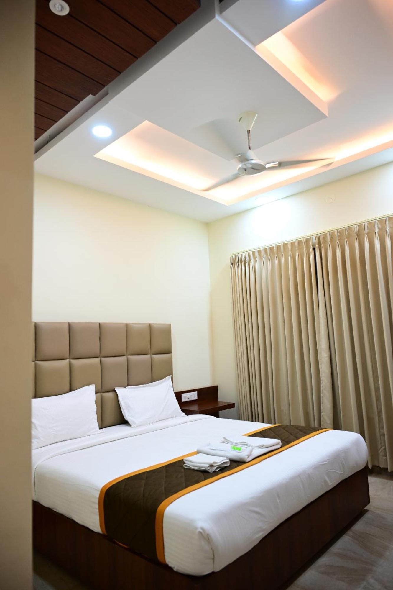 Unnati Stay Inn Vijayapura Bijāpur 외부 사진